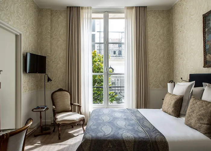 Des Saints Peres - Esprit De France Hotell 4*