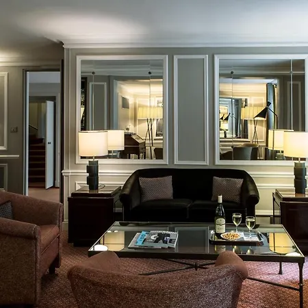 Otel Des Saints Peres - Esprit De France 4*