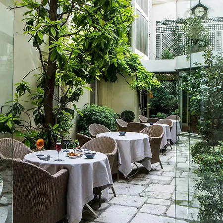 Des Saints Peres - Esprit De France