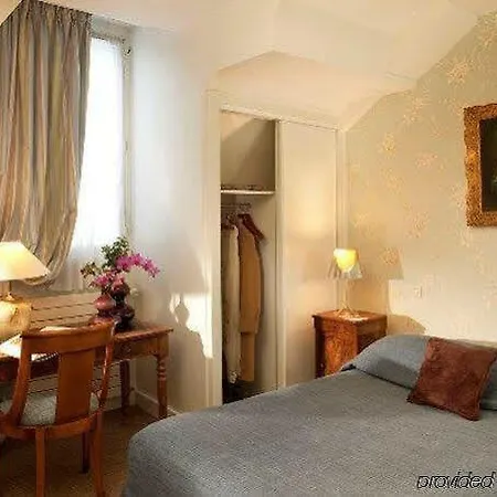 Des Saints Peres - Esprit De France Hotel 4*