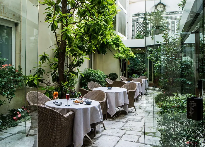 Des Saints Peres - Esprit De France