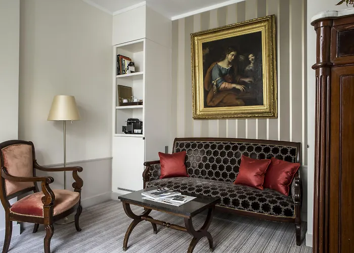 Des Saints Peres - Esprit De France 4*