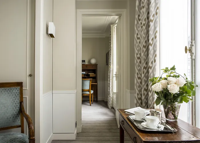 호텔 Des Saints Peres - Esprit De France 4*